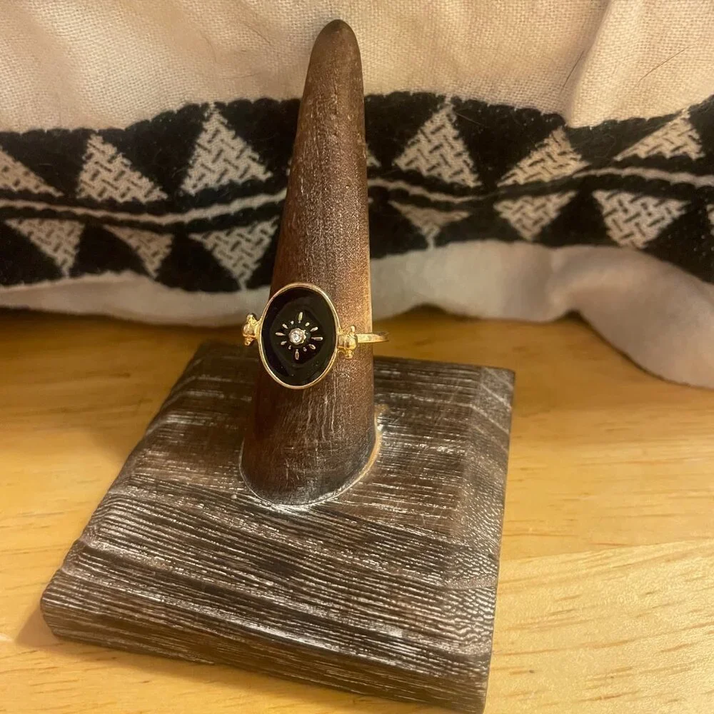 Black Enamel North Star Signet Ring, Size 7 - Picture 2 of 2